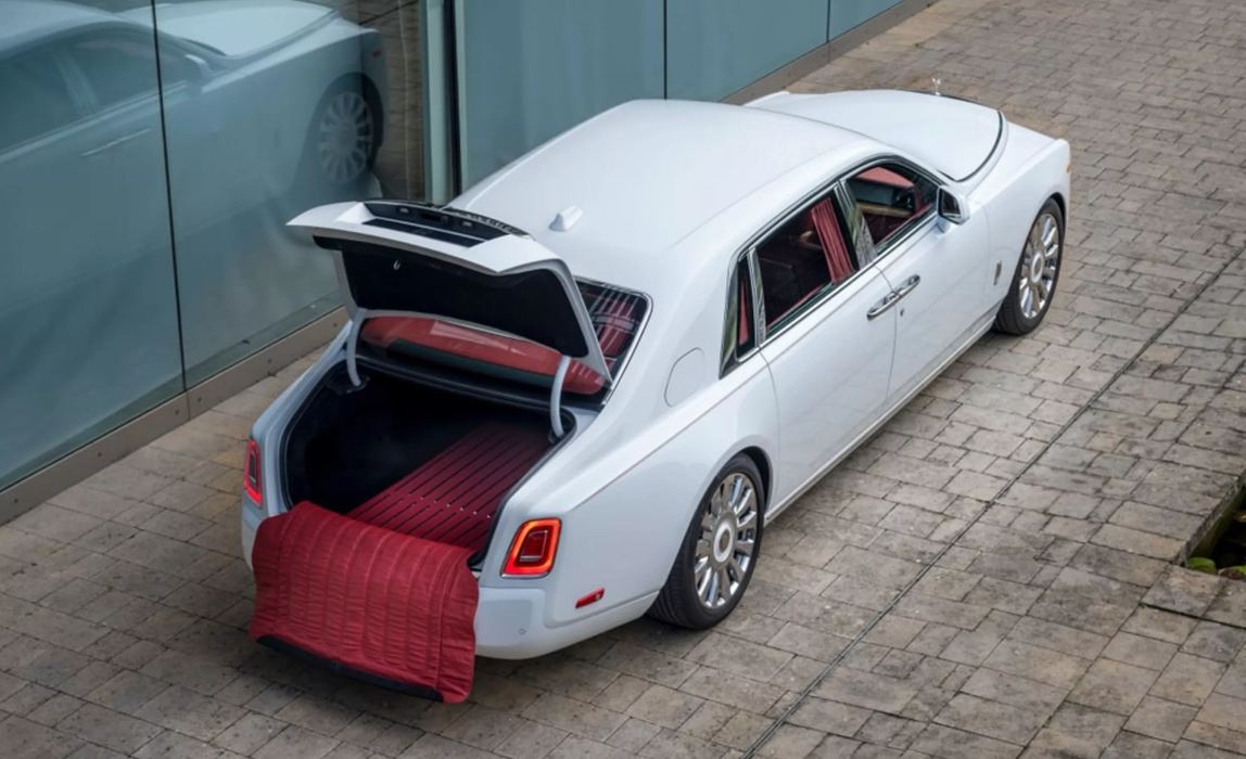 Rolls Royce Boot Apron
