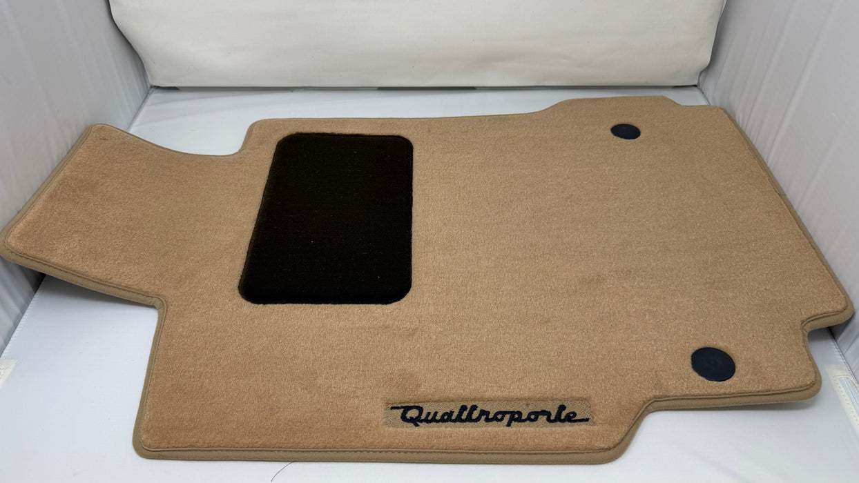 LOGO FLOOR MAT SET Q