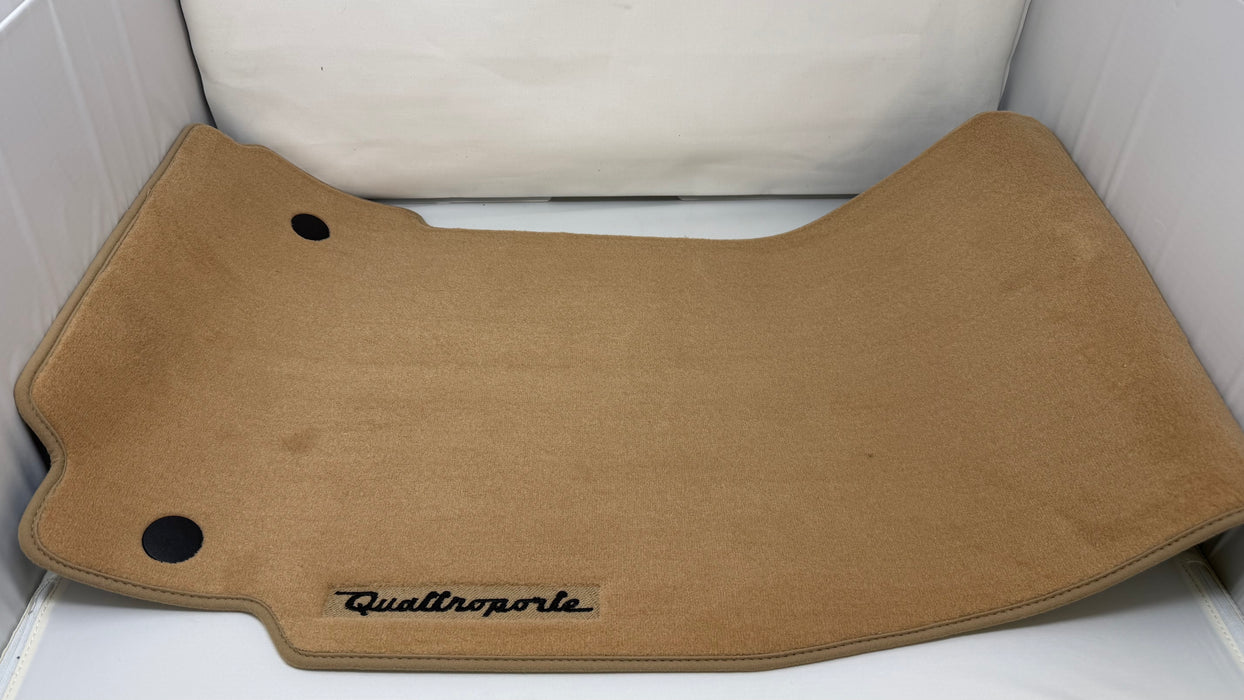 LOGO FLOOR MAT SET Q