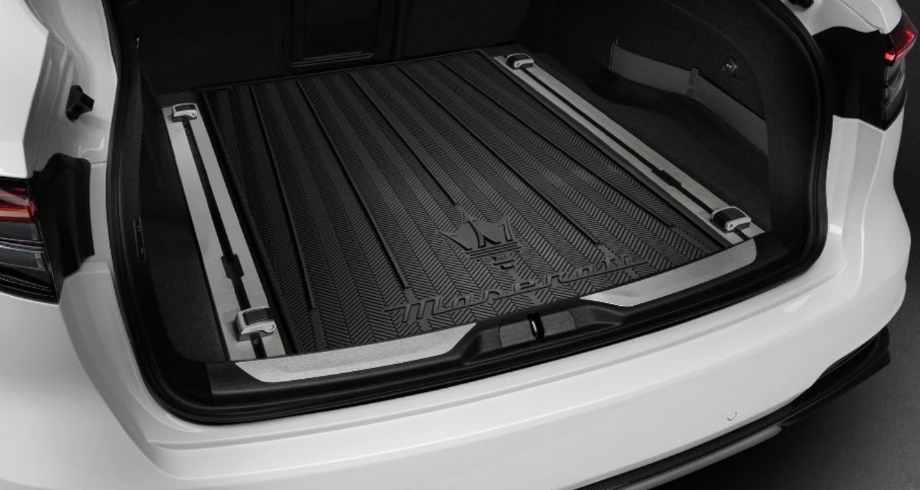 Maserati Levante Luggage Compartment Mat (Rail Version)