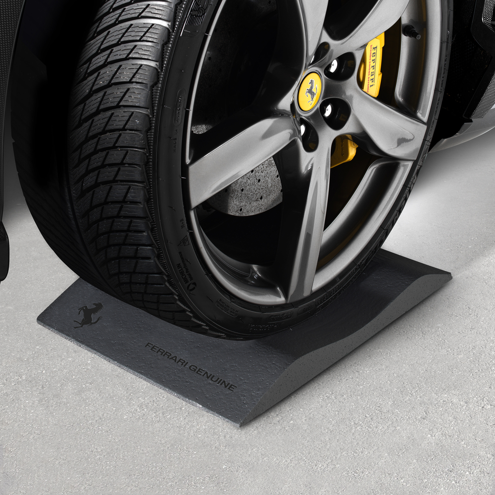 Untitled_3a684e0c-f01a-4d67-