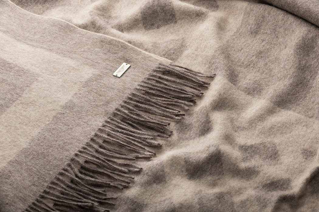 Bentley Lambswool Throw