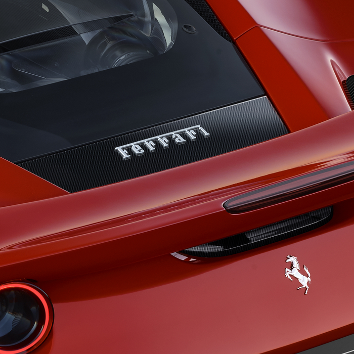 Ferrari 488 Carbon Fiber Rear Aerodynamic Duct