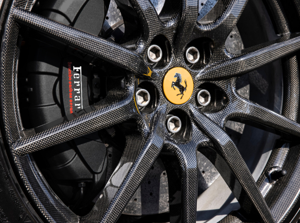 Ferrari 812 Competizione 20'' Carbon Fiber Wheels