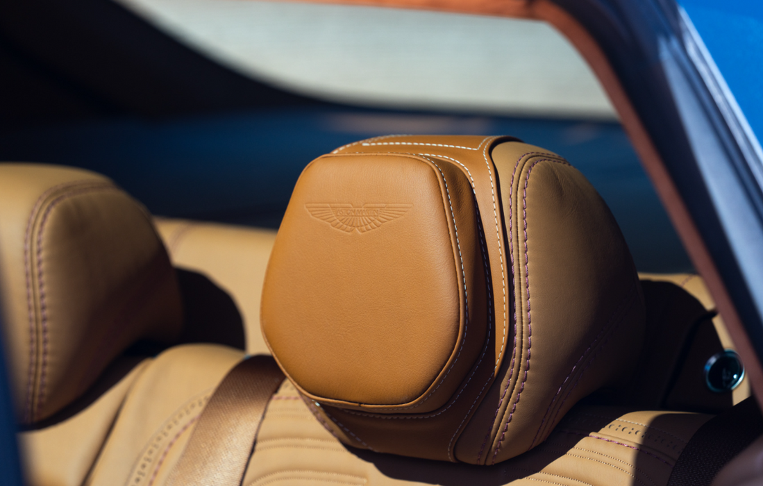 Aston Martin DBX Comfort Headrests