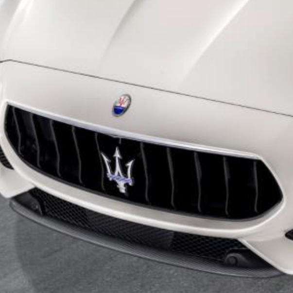 Maserati Quattroporte Carbon Front Bumper Profile (Drilled)