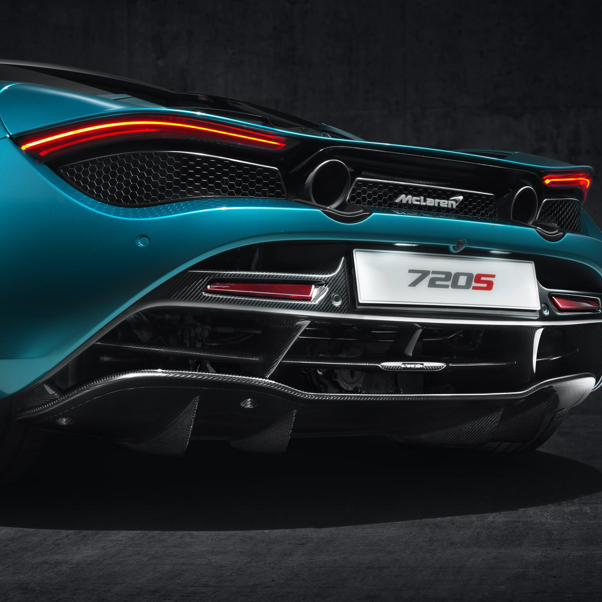 720s Rear McLaren 720S Carbon Fiber Rear Diffuser — Miller Motorcars Boutique