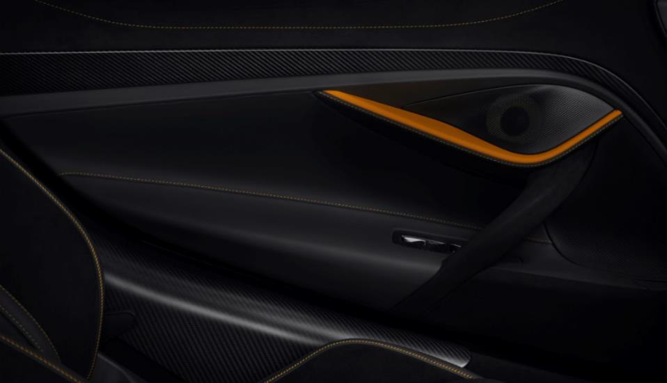 McLaren 720S Carbon Fiber Door Finisher Trim