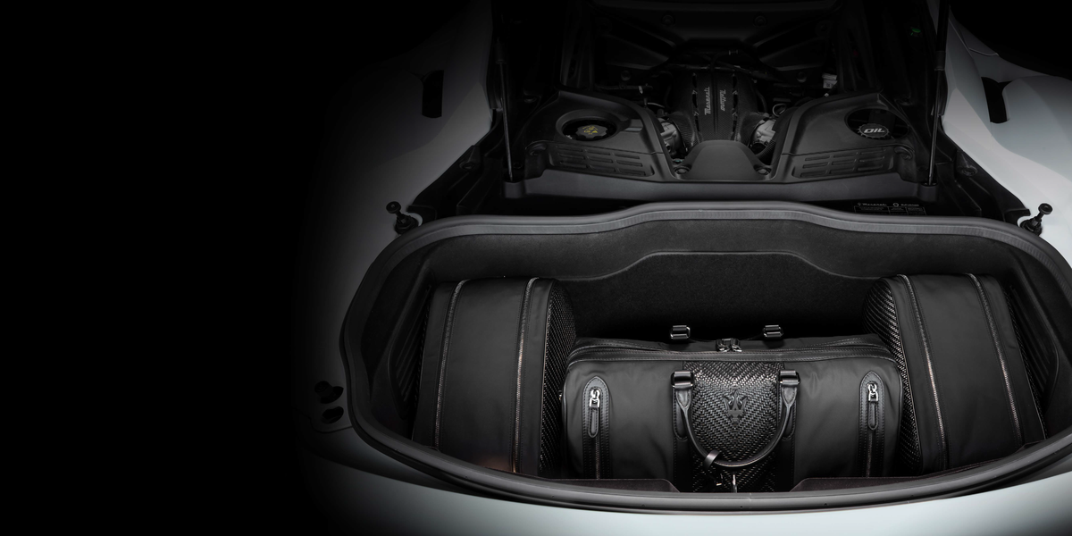 Auto Taschentuchbox für Maserati Levante Ghibli Quattroporte GT MC20 MC-20,  Auto Taschentuch Organizer Box, Auto Taschentuch-Maskenhalter-Spender,  Sonnenblende, Taschentuchhalter,A : : Auto & Motorrad