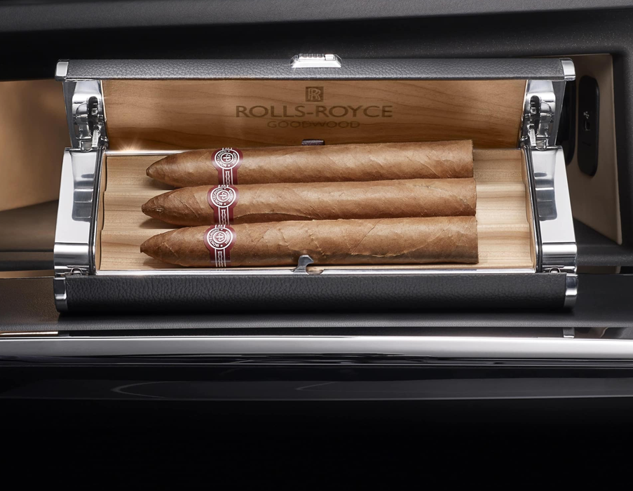 Rolls Royce Phantom VII Humidor In Glove Box