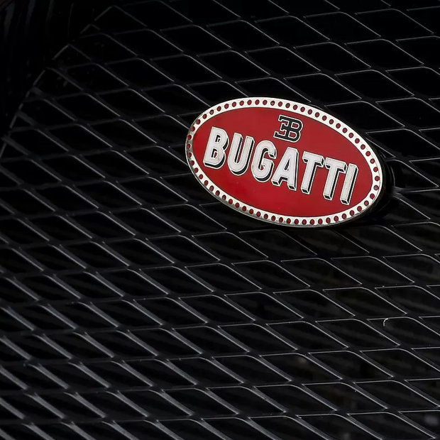 Bugatti Veyron Emblem