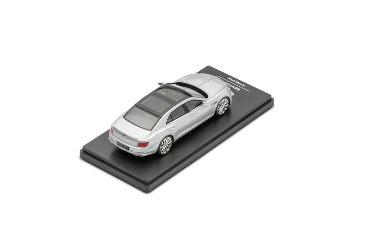 1:43 Bentley Flying Spur