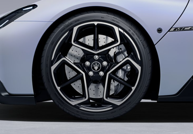 Maserati MC20 Colored Caliper