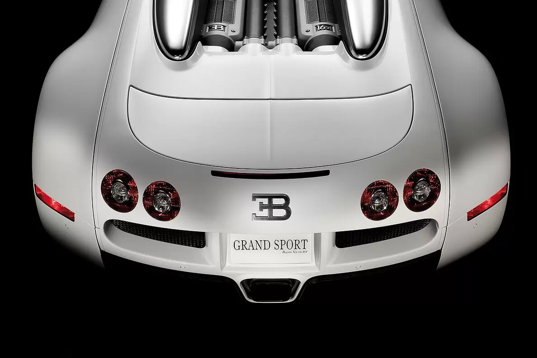 Bugatti Veyron Exhaust Tip Trim